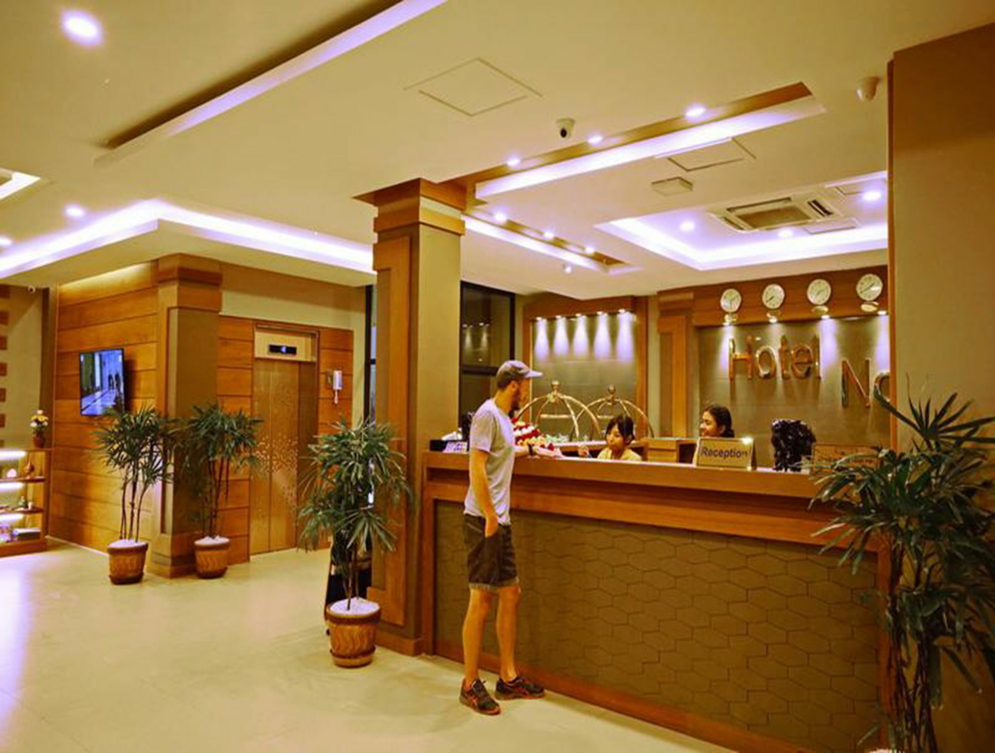 โรงแรมโนวา มัณฑะเลย์ ภายนอก รูปภาพ